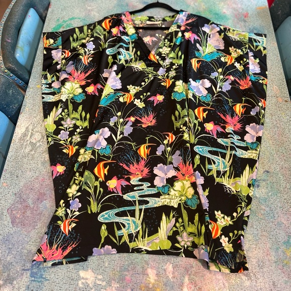 Psychedelic Coral Reef MuMu - Picture 2 of 12